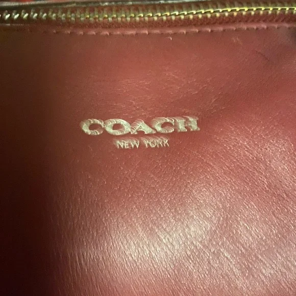 Coach Red Leather Shoulder Bag - Picture 6 of 10